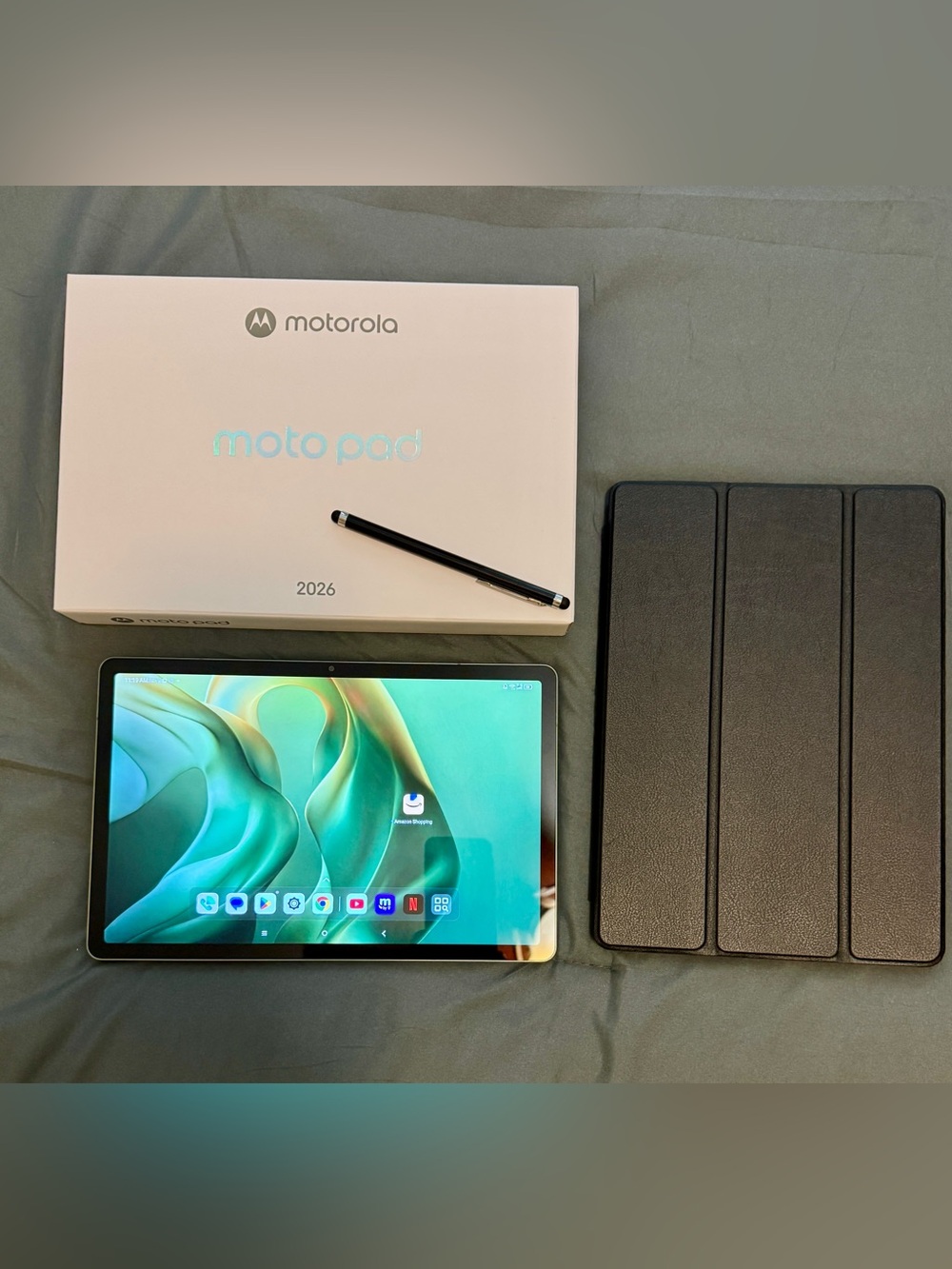 Brand new 2026 Moto Pad 5G + New Folio case and Stylus Bundle !!